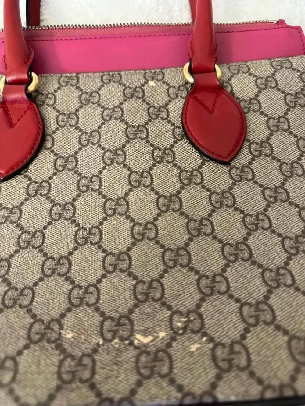 Gucci GG Supreme Canvas Tote Bag Pink and Red color way - Picture 4 of 12